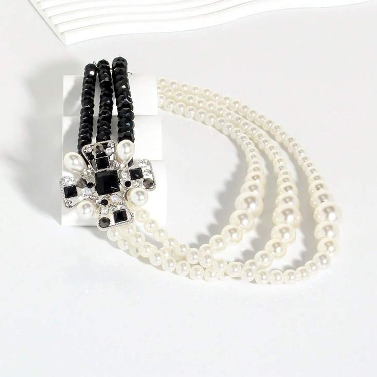 Multi-layer flower necklace with beads, simulated pearl and stone rhinestones in black asymmetrical vintage design, gift for Mother's Day, Mother's Day, and Mother's Day