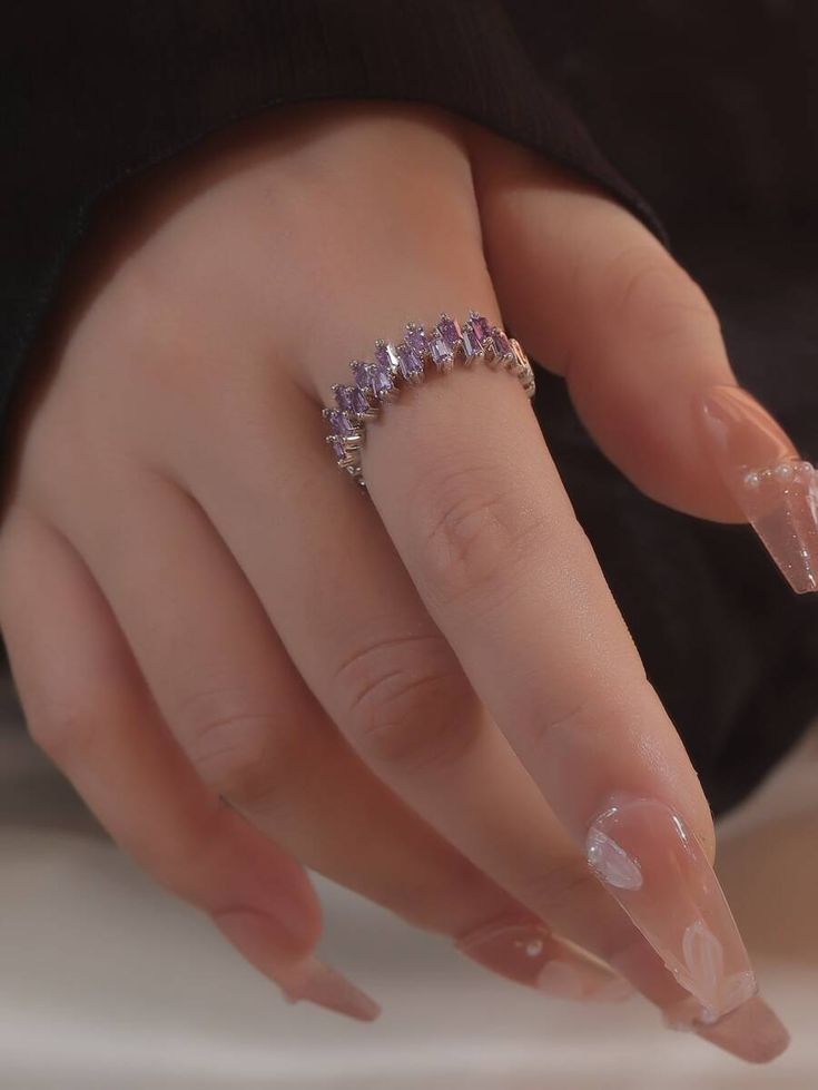 Open ring with cubic zirconia decoration