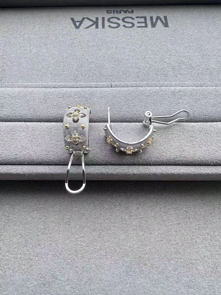 925 Sterling Silver Cubic Zirconia earrings