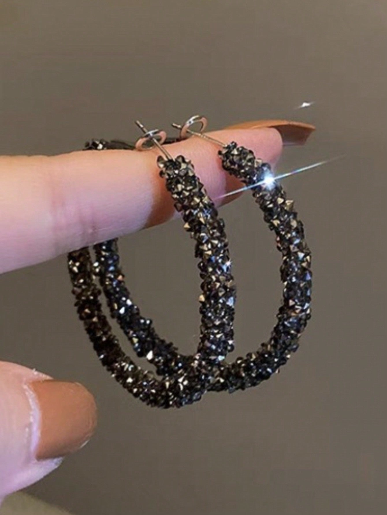 1 Paire De Boucles D'oreilles Femme À Cerceau En C Brillant Et Scintillant