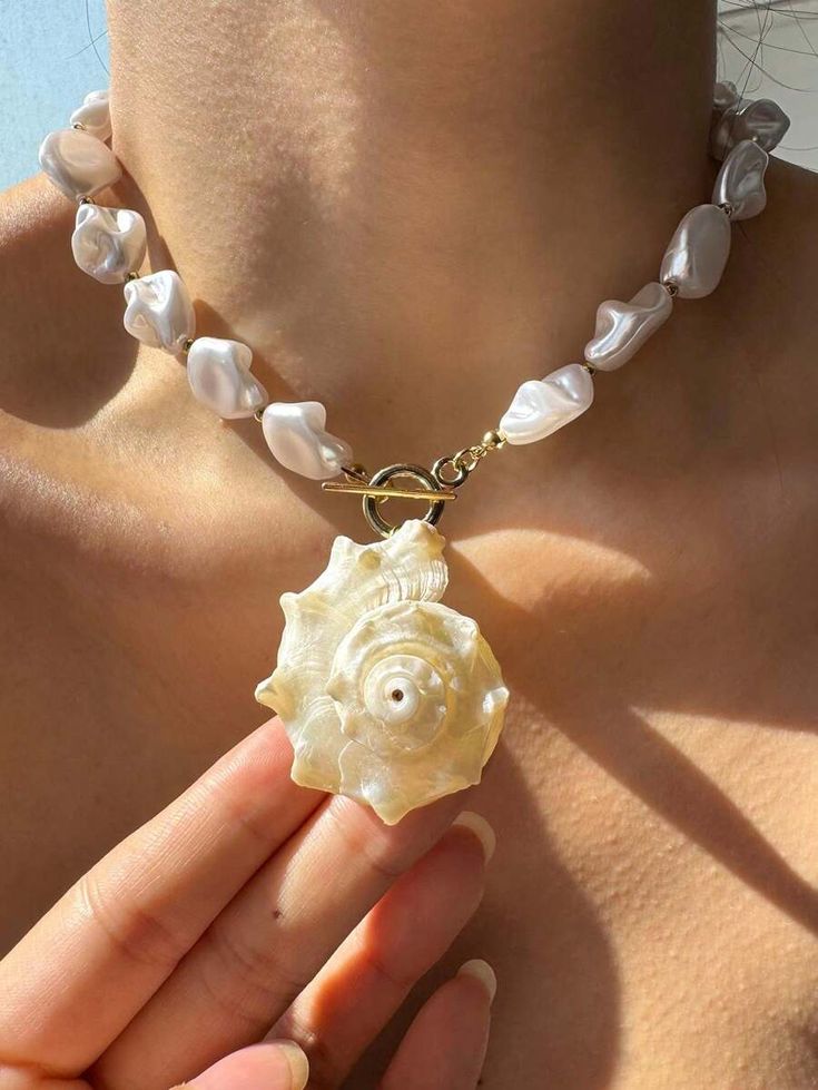Natural Large White Pearl Asymmetrical Sea Shell Necklace in Brooch Style, Single Piece, Simple and Practical Beach Jewelry, Perfect Elegant Summer Accessory for Women