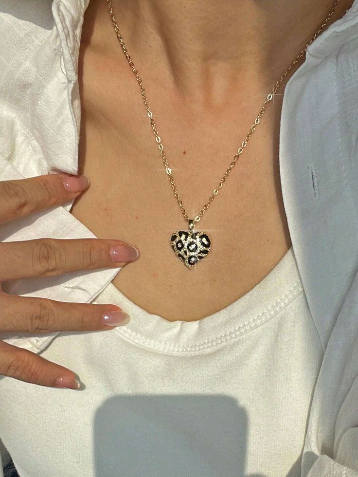 Elegant Leopard Women's Necklace Autumn/Winter 1 Piece, Copper Zirconia Leopard Necklace, Simple Gold Color Necklace, Love Necklace for Valentine's Day, Mother's Day, Mother's Day, Gift