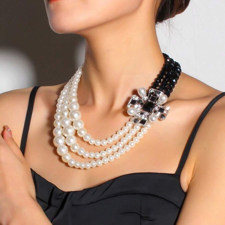 Multi-layer flower necklace with beads, simulated pearl and stone rhinestones in black asymmetrical vintage design, gift for Mother's Day, Mother's Day, and Mother's Day
