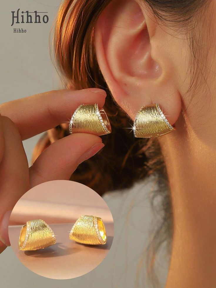 Hihho 1 Pair Retro Textured Arch Stripe Zirconia Inlaid Hoop Earrings, Minimalist Fashion Earrings