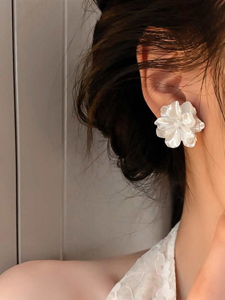 Flower Design Embroidered Earrings for Gifts as Mother's Day, Mother's Day, Romantic, Valentine's Day
